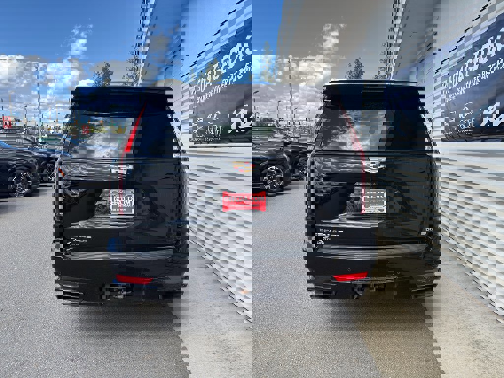 Used 2021 Cadillac Escalade Sport w/ Heavy-Duty Trailer Package image 4