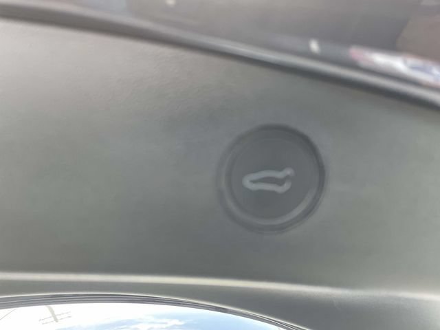 Used 2023 Tesla Model 3 Standard Range RWD image 9