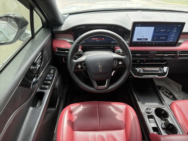 Used 2024 Lincoln Corsair Reserve FWD image 25
