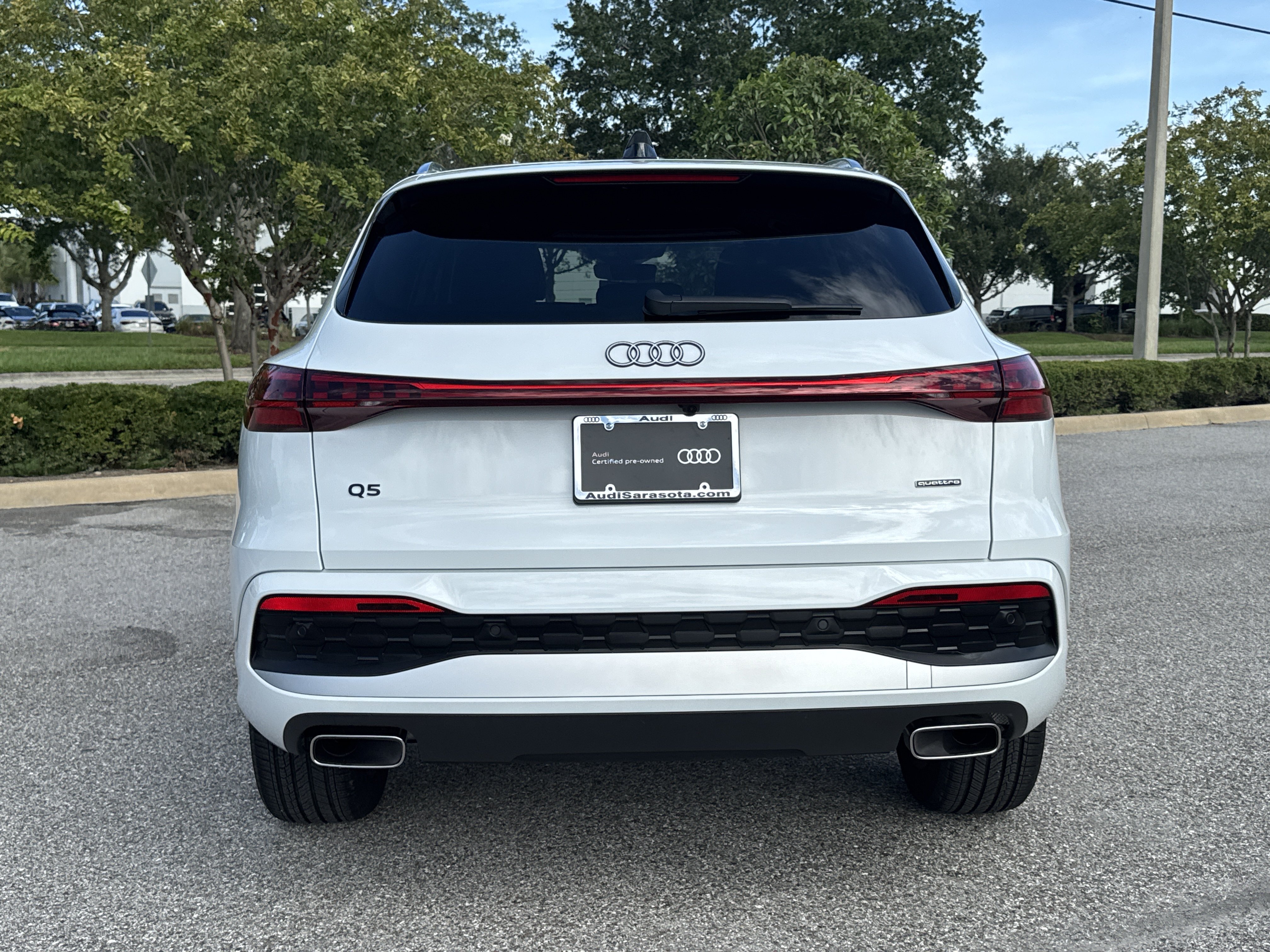 Certified 2025 Audi Q5 Premium w/ Convenience Package AWD/4WD image 5