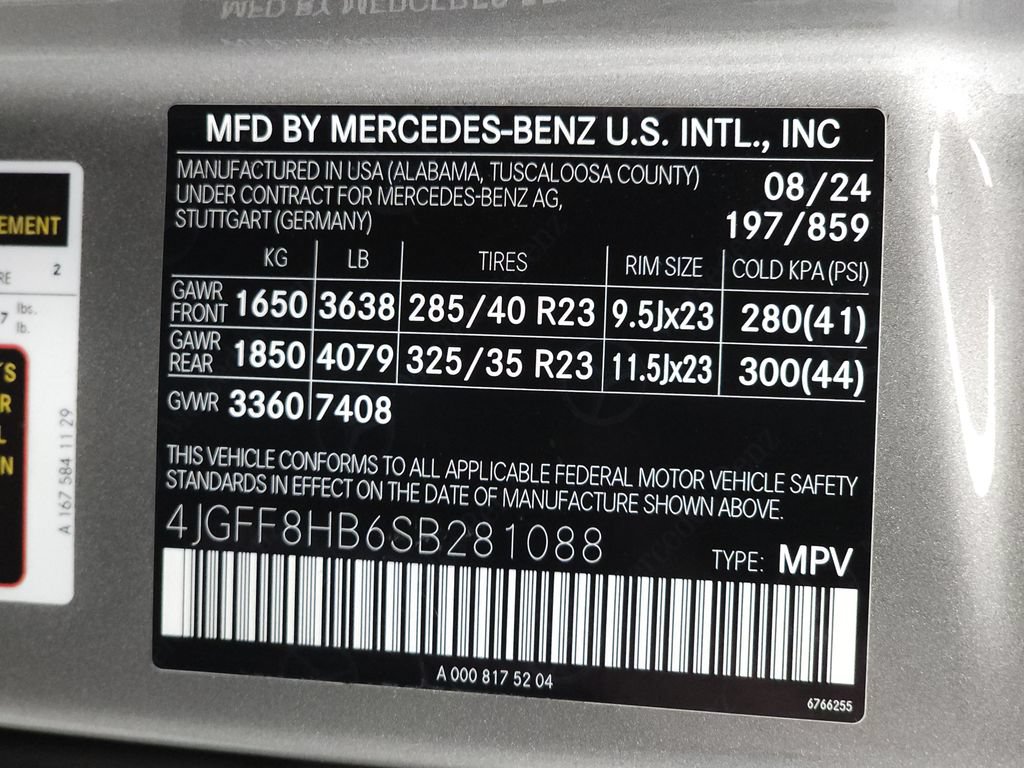 Used 2025 Mercedes-Benz Maybach GLS 600 4MATIC image 42