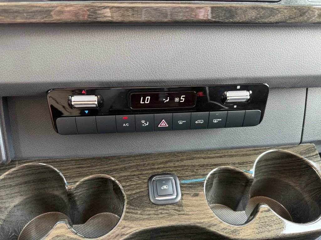 Used 2023 Mercedes-Benz Sprinter 3500 image 42