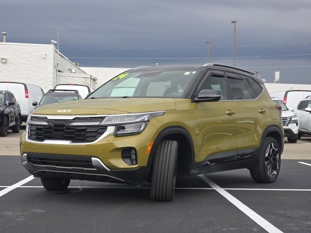 Used 2024 Kia Seltos SX image 11
