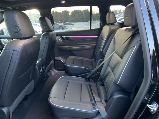 New 2026 Buick Enclave Avenir w/ Super Cruise Package FWD image 26