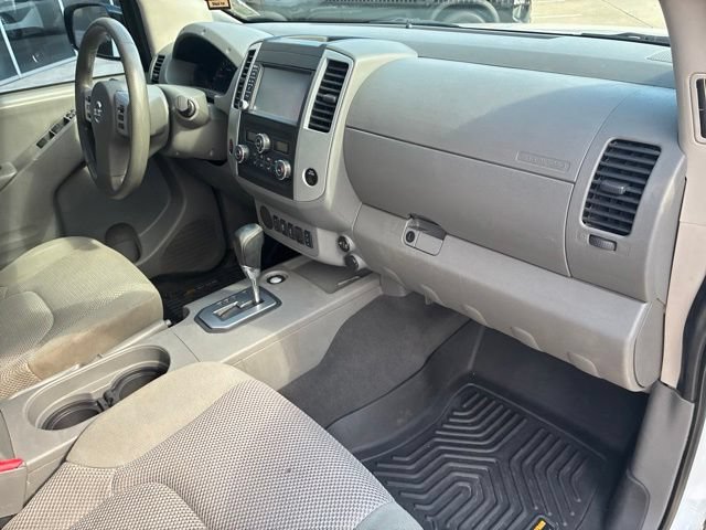 Used 2020 Nissan Frontier SV RWD image 12