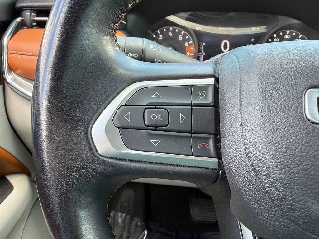 Used 2022 Jeep Compass Limited AWD/4WD image 25