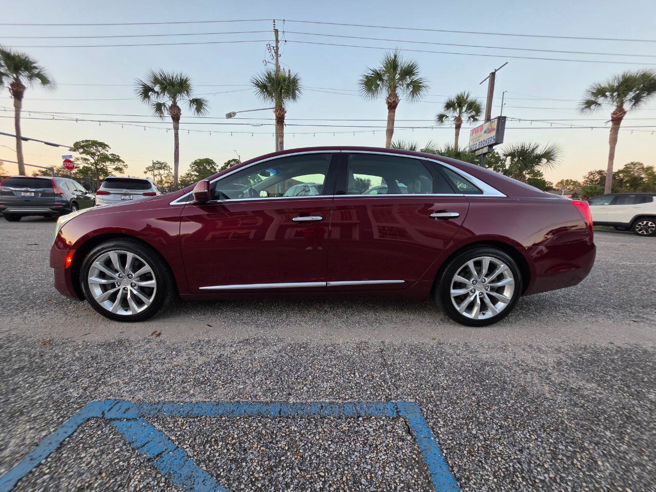 Used 2016 Cadillac XTS Luxury w/ Driver Awareness Package AWD/4WD image 2