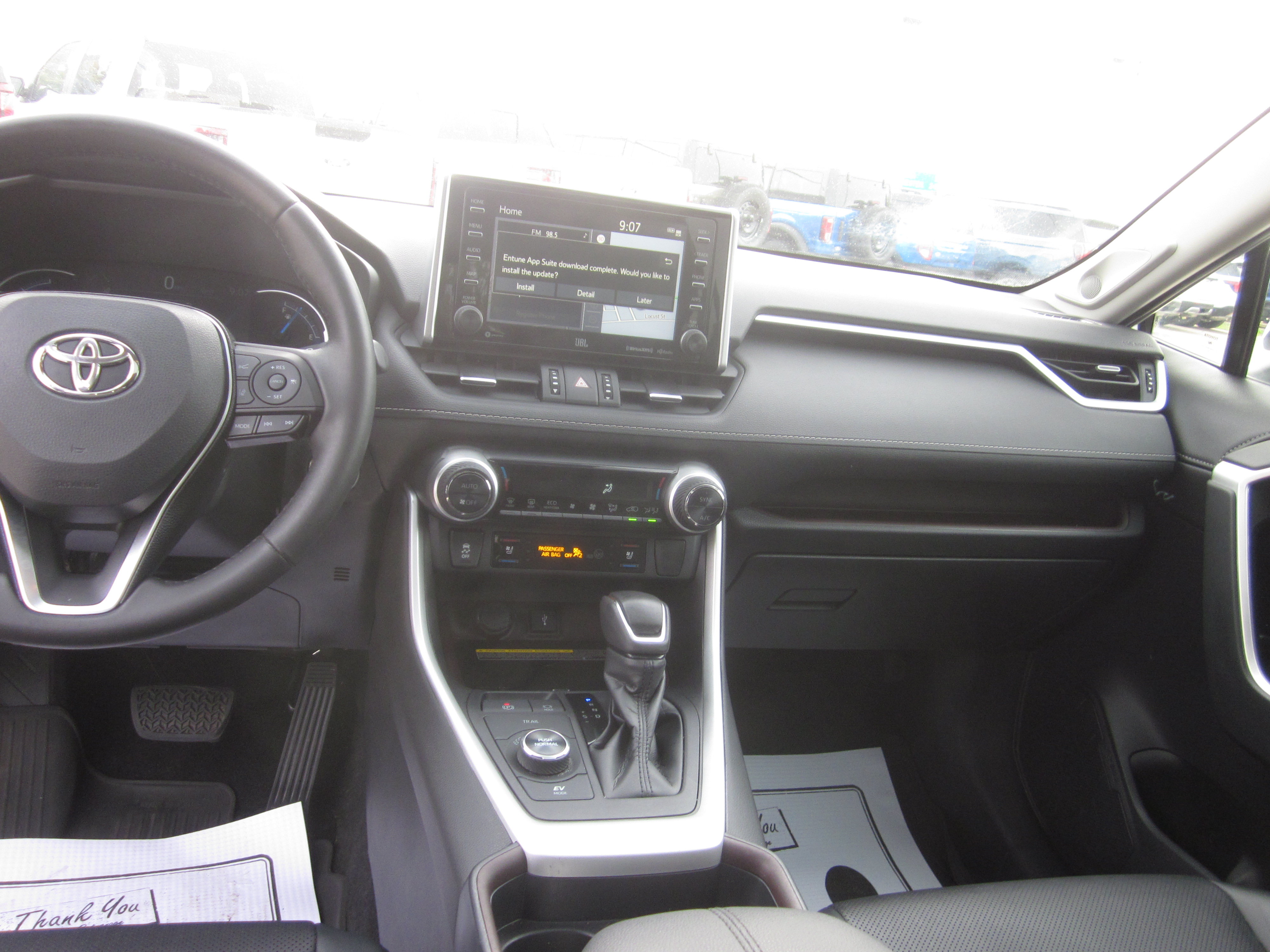 Used 2020 Toyota RAV4 Limited AWD/4WD image 15