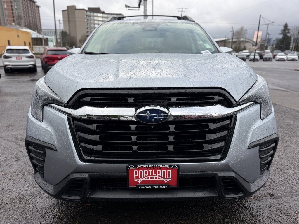 Used 2023 Subaru Ascent Limited w/ Technology Package image 3