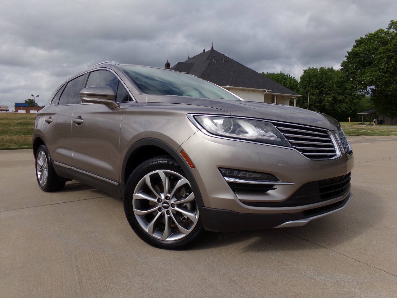 Used 2018 Lincoln MKC Select w/ Select Plus Package FWD image 11