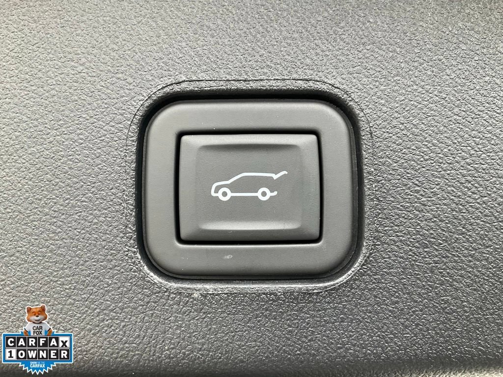 Used 2024 Cadillac Lyriq Luxury AWD/4WD image 10