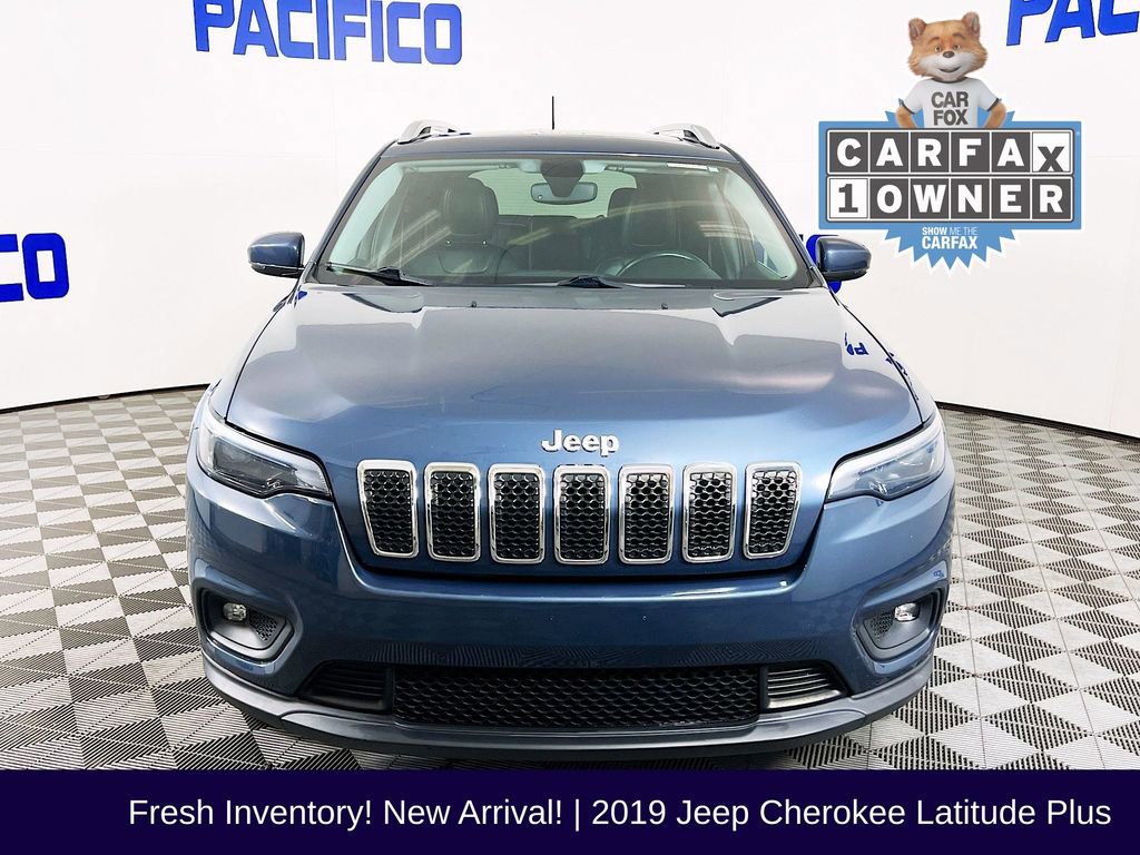 Used 2019 Jeep Cherokee Latitude Plus w/ Comfort/Convenience Group