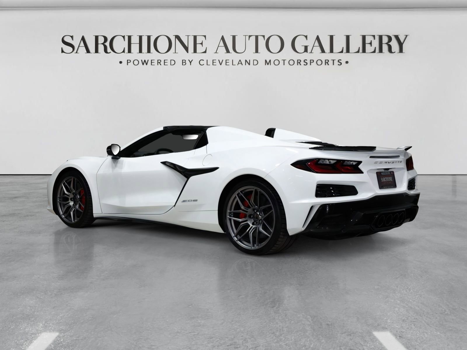 Used 2025 Chevrolet Corvette Z06 RWD image 2