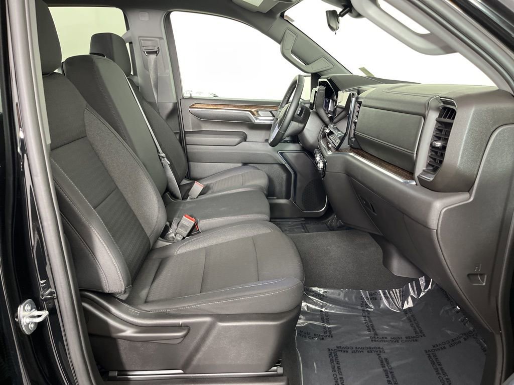 Used 2024 GMC Sierra 1500 Elevation image 17