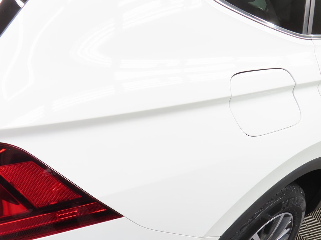 Used 2019 Volkswagen Tiguan SE image 28