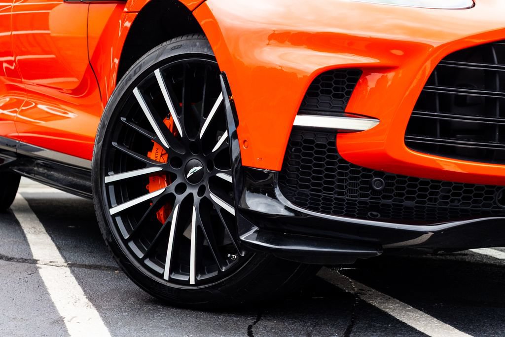 Used 2023 Aston Martin DBX 707 AWD/4WD image 8