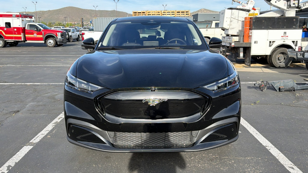 Used 2026 Ford Mustang Mach-E Premium AWD/4WD image 2