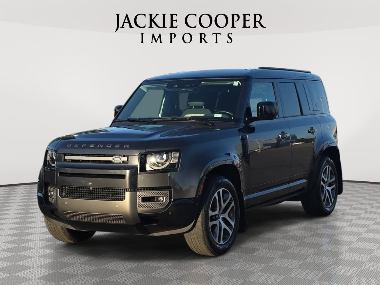 Used 2024 Land Rover Defender 110 X-Dynamic SE AWD/4WD image 1