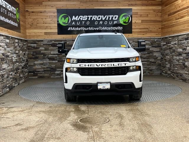 Used 2021 Chevrolet Silverado 1500 Custom w/ Custom Max Trailering Package AWD/4WD image 3