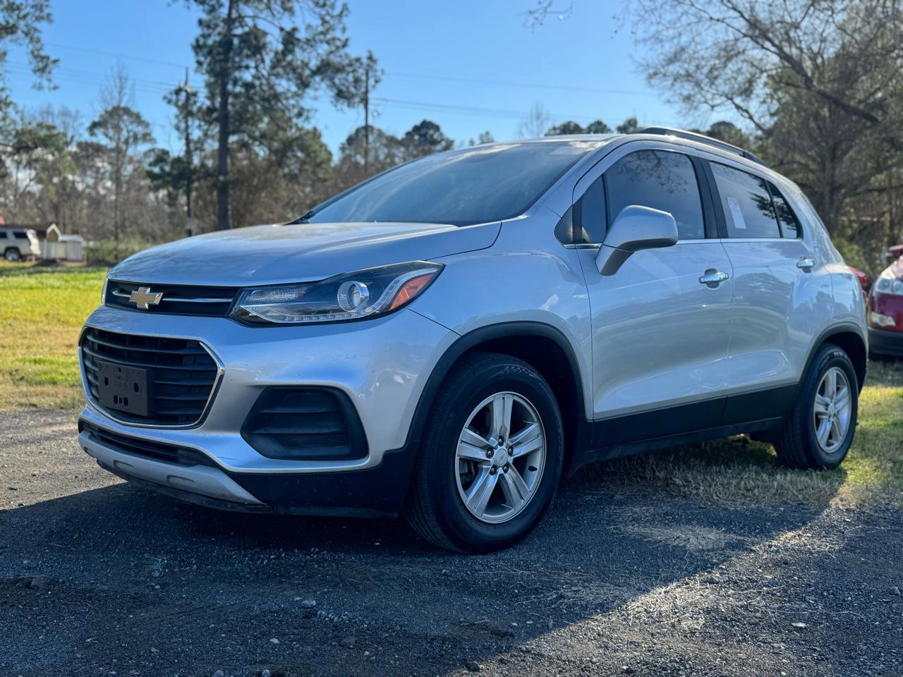 Used 2019 Chevrolet Trax LT w/ LT Convenience Package image 2