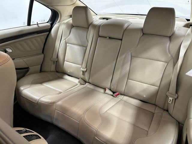 Used 2019 Ford Taurus Limited image 24