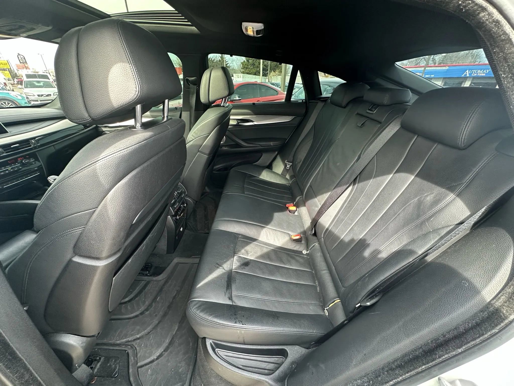 Used 2015 BMW X6 xDrive50i image 19
