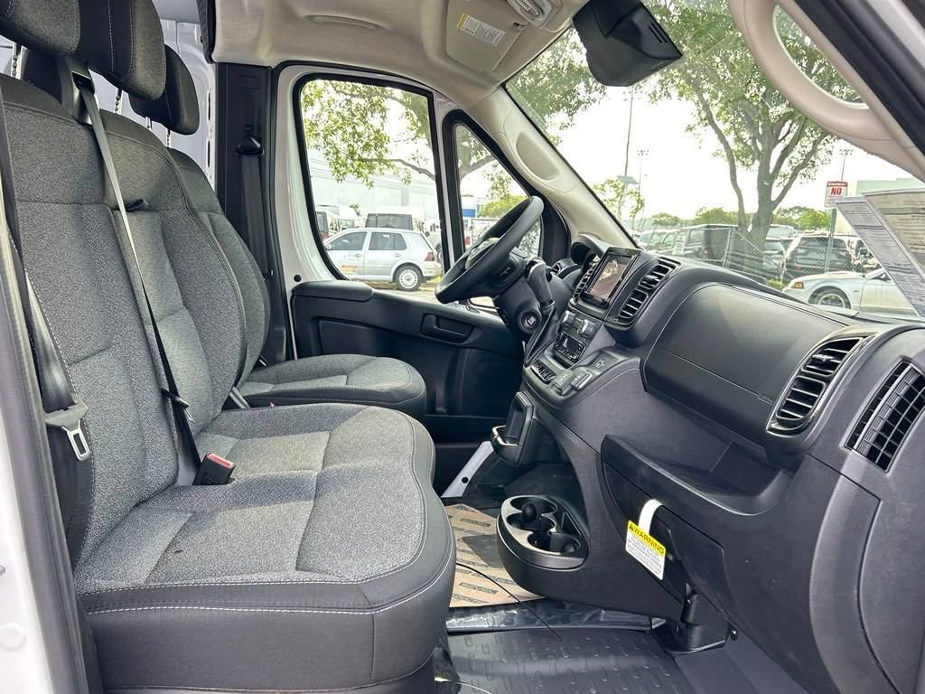 New 2024 RAM ProMaster 2500 w/ Upfitter's Prep Package FWD image 16