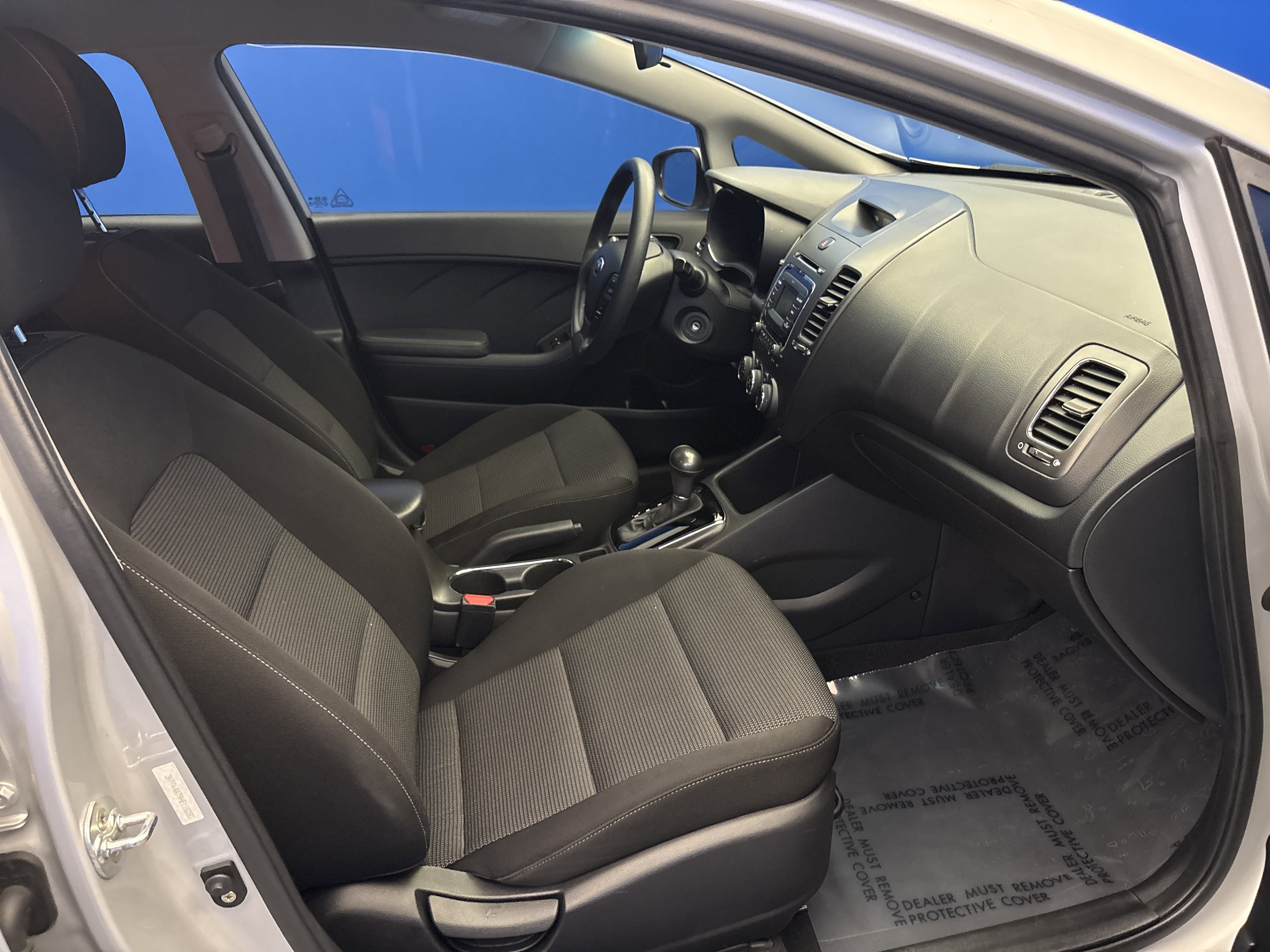 Used 2017 Kia Forte LX FWD image 20