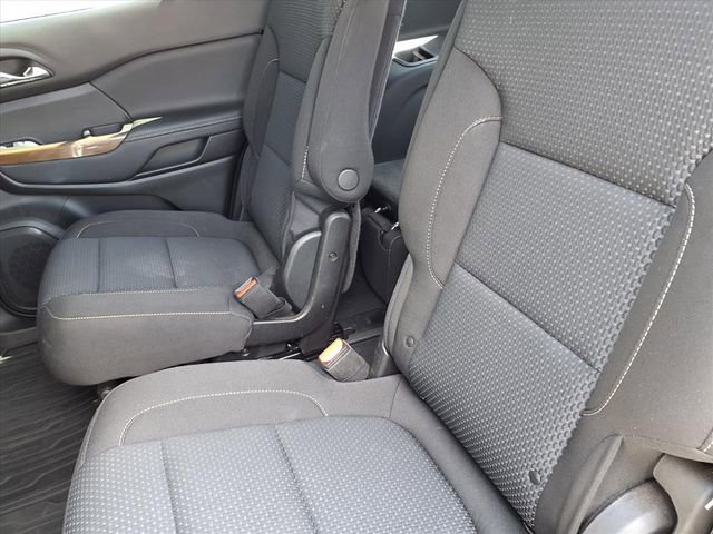 Used 2021 GMC Acadia SLE w/ Driver Convenience Package image 7