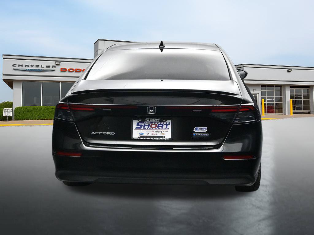 Used 2025 Honda Accord Sport image 4