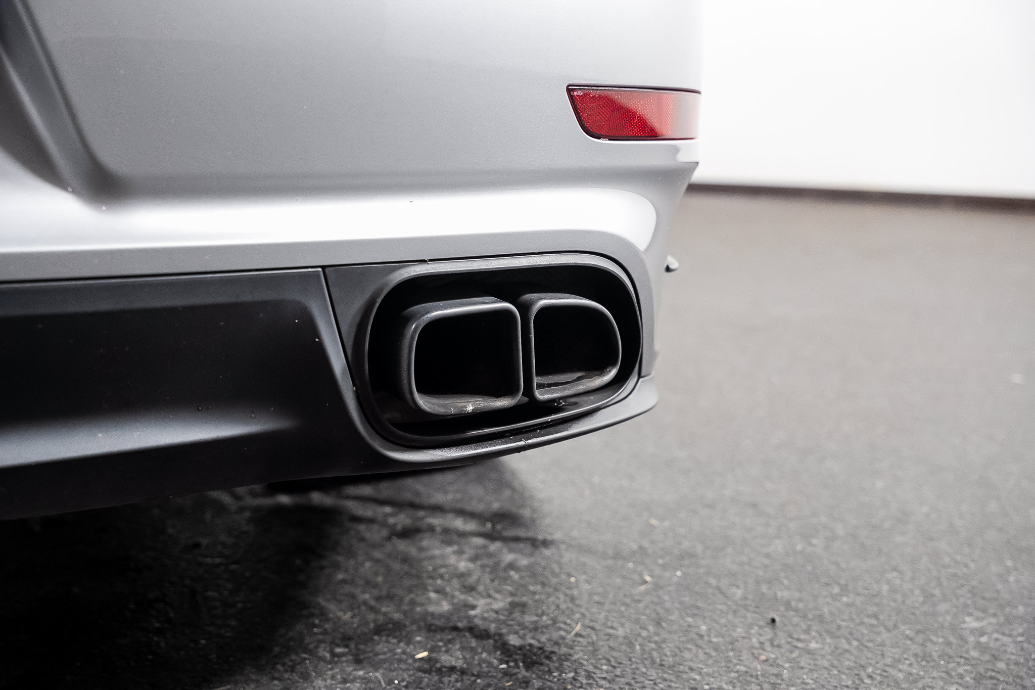 Used 2014 Porsche 911 Turbo S AWD/4WD image 27