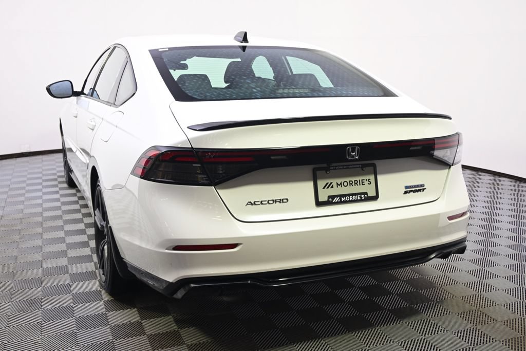 Used 2023 Honda Accord Sport image 4