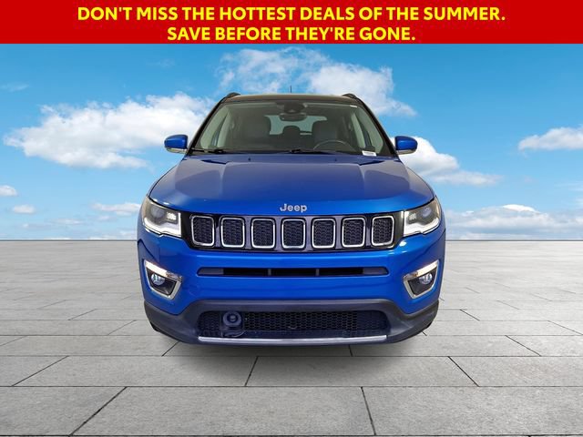 Used 2017 Jeep Compass Limited AWD/4WD image 3