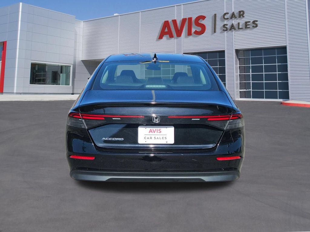 Used 2025 Honda Accord LX image 7