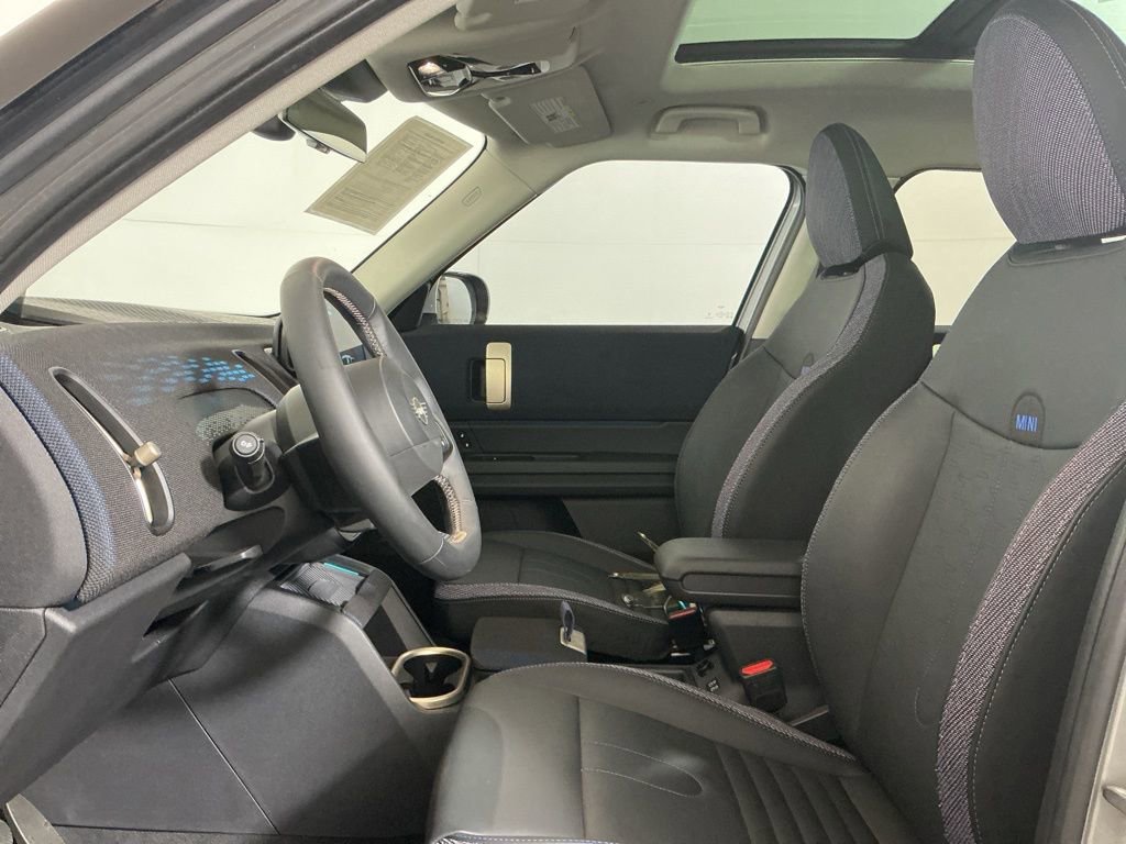 Certified 2025 MINI Cooper Countryman SE AWD/4WD image 21