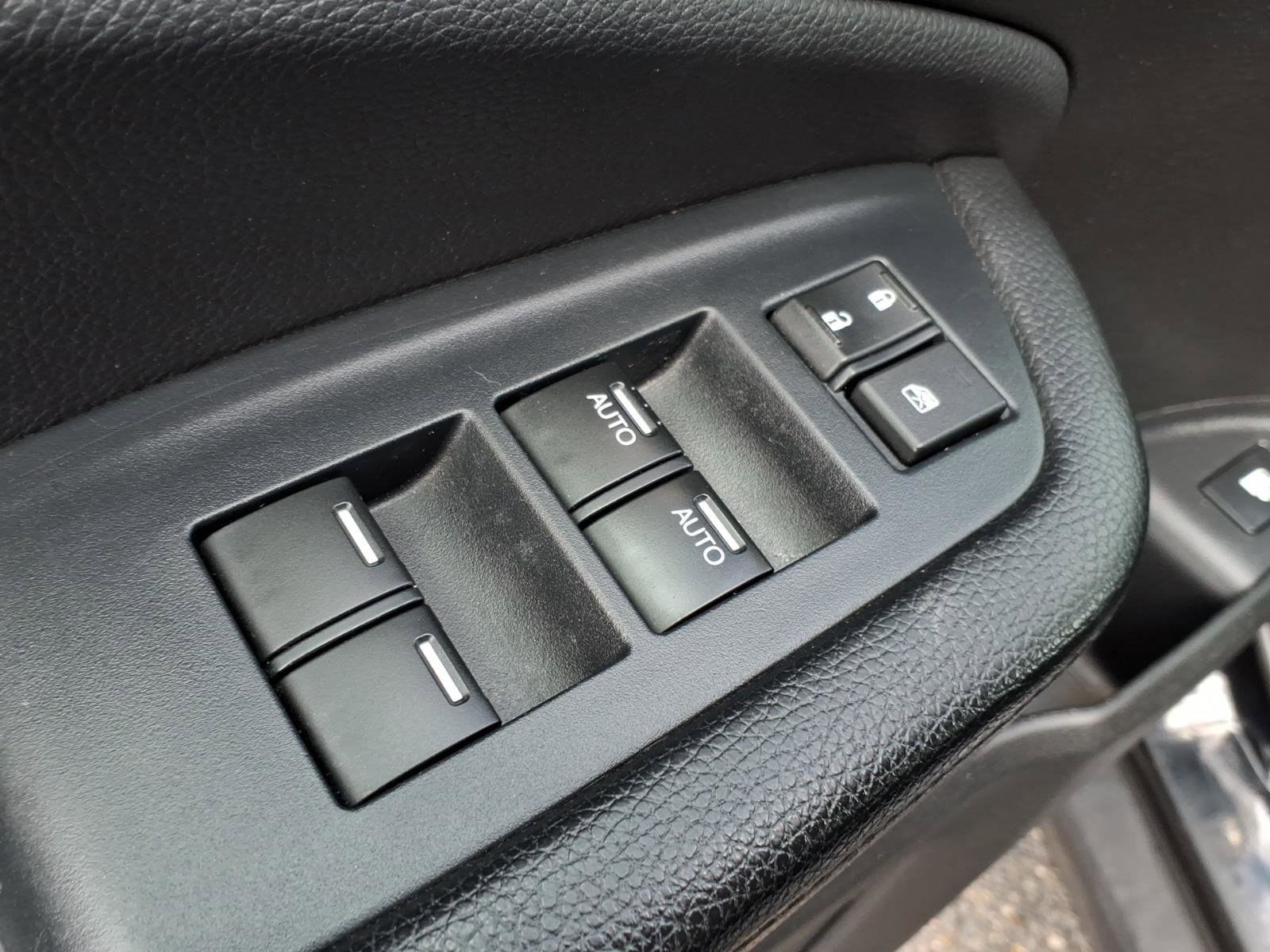 Used 2022 Honda Pilot Sport image 18