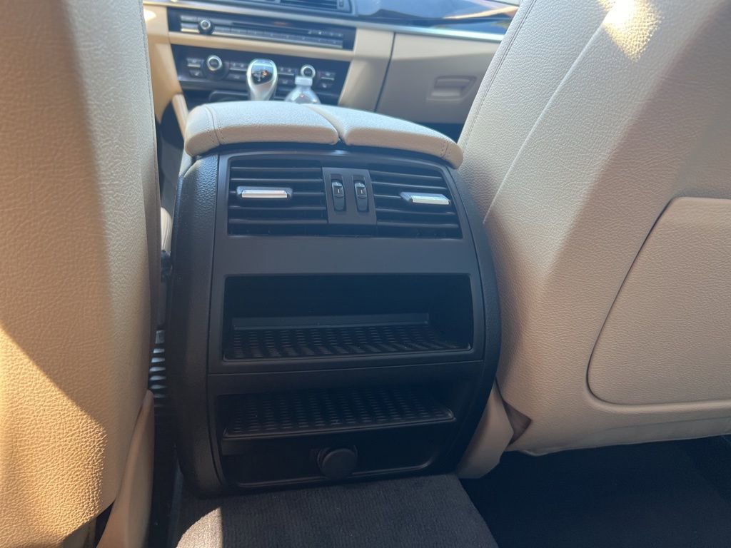 Used 2016 BMW 535i Sedan image 9