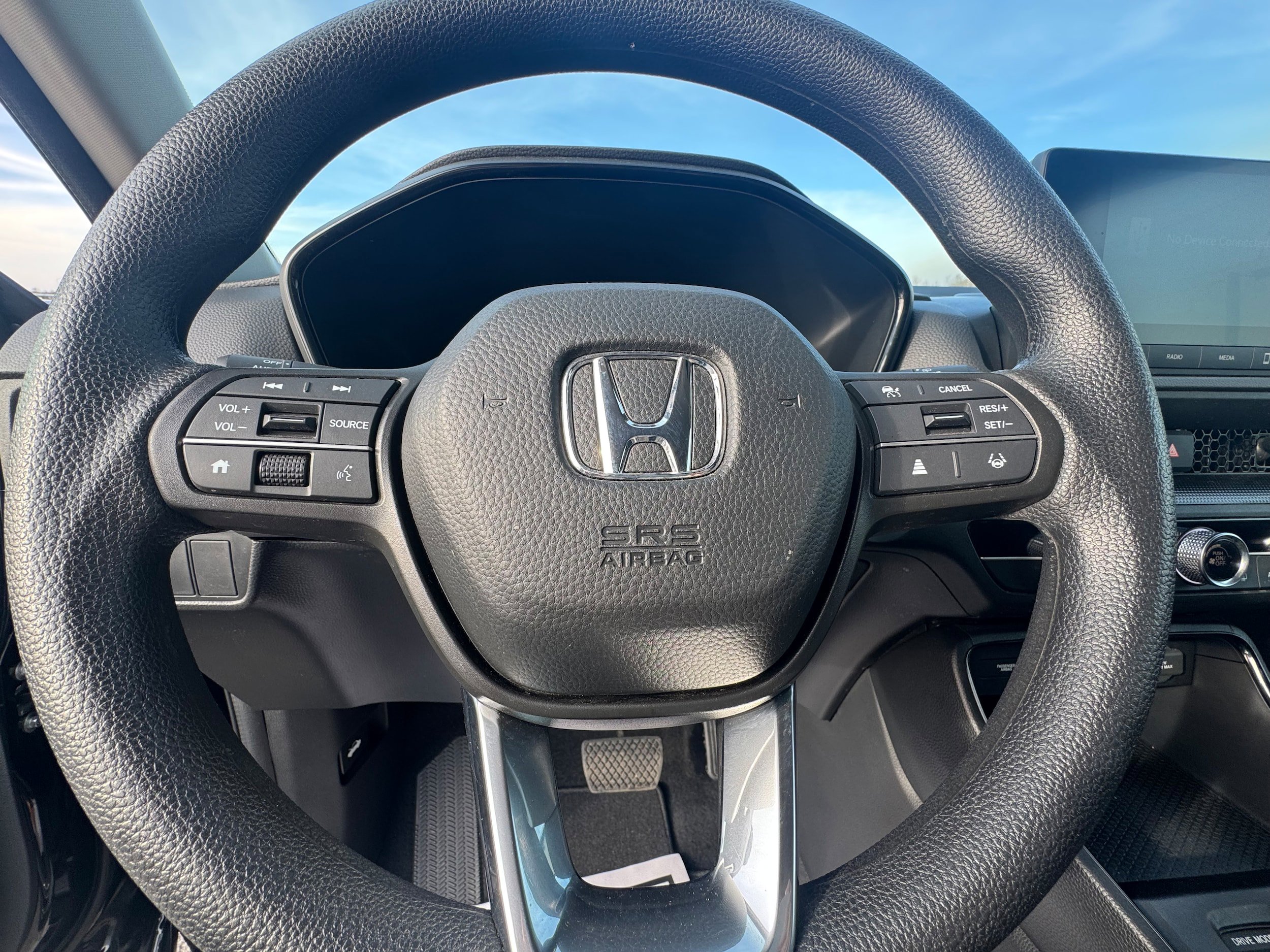 Used 2025 Honda CR-V LX image 17