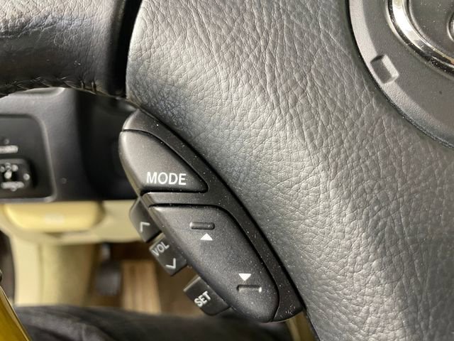 Used 2002 Lexus SC 430 Convertible image 8