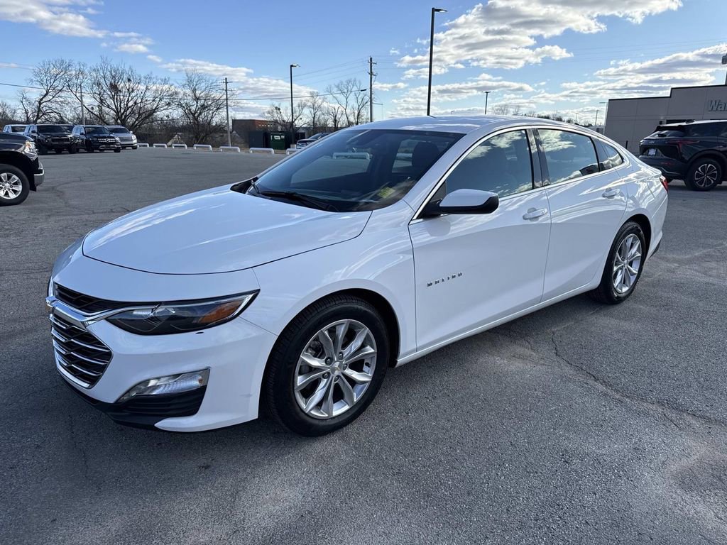 Used 2023 Chevrolet Malibu LT image 2