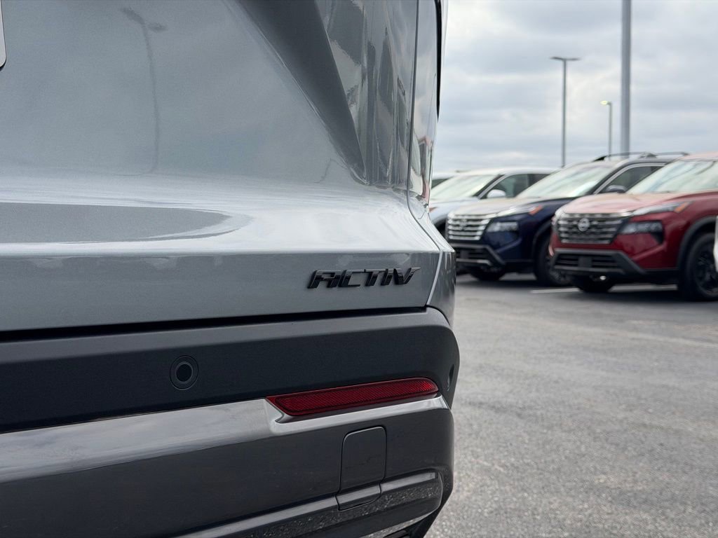 Used 2025 Chevrolet Equinox ACTIV w/ Convenience Package III image 41