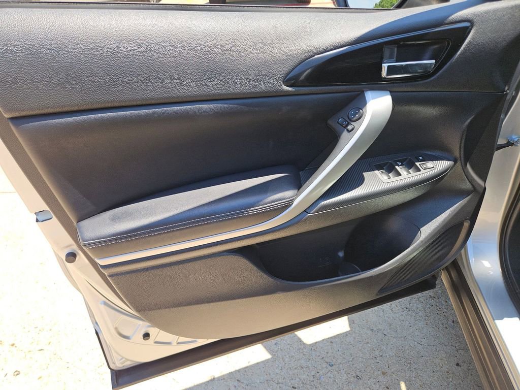 Used 2025 Mitsubishi Eclipse Cross SE AWD/4WD image 14