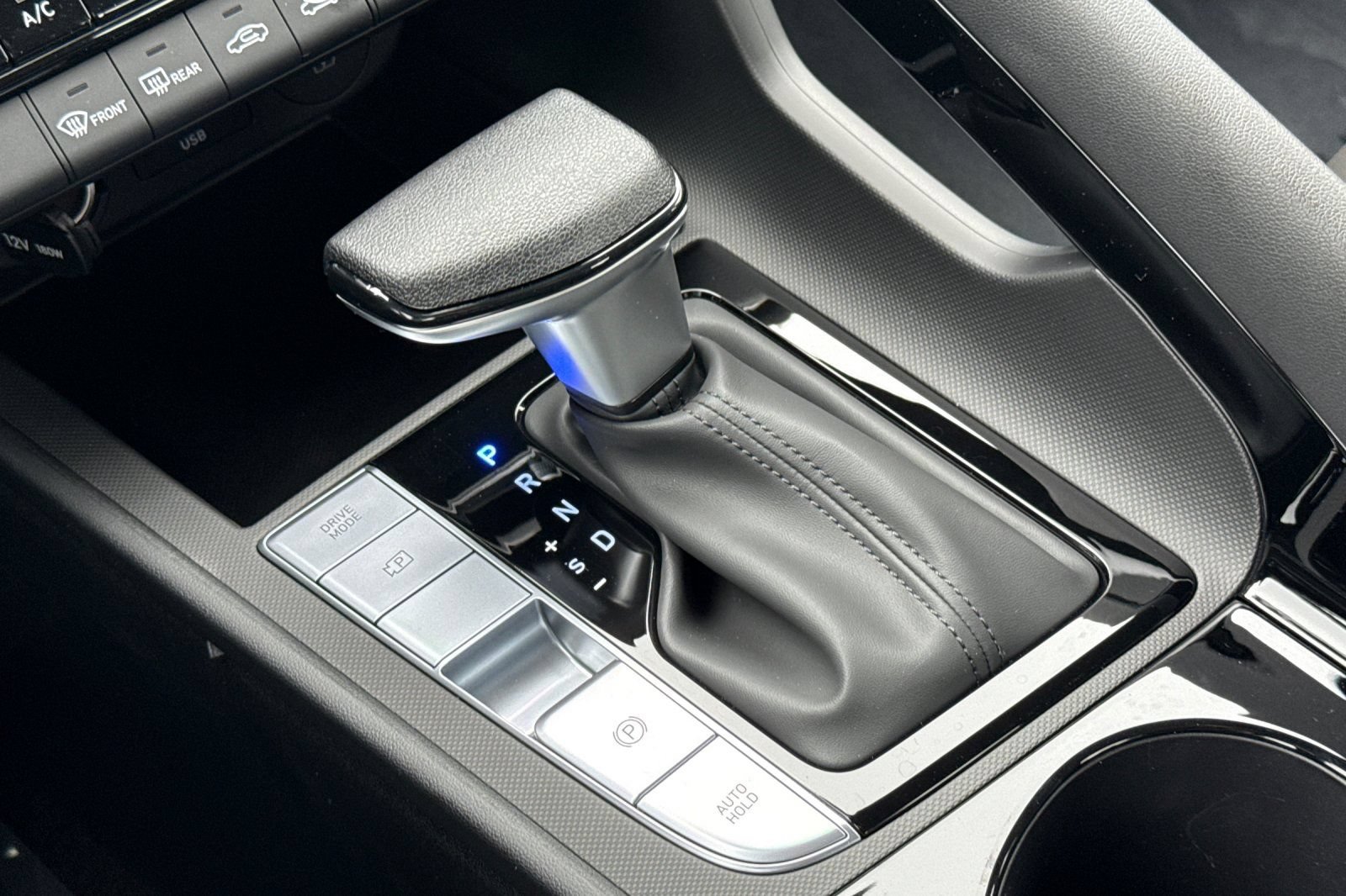 New 2026 Hyundai Elantra Hybrid FWD image 19