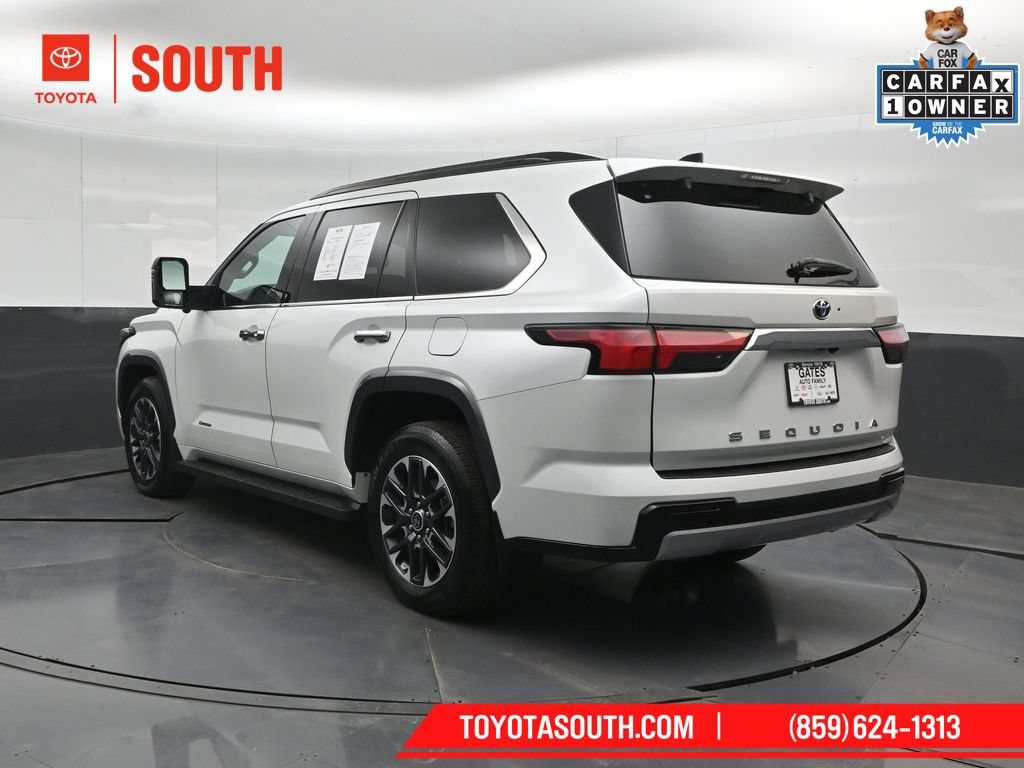 Used 2023 Toyota Sequoia Limited w/ Tow Technology Package AWD/4WD image 8
