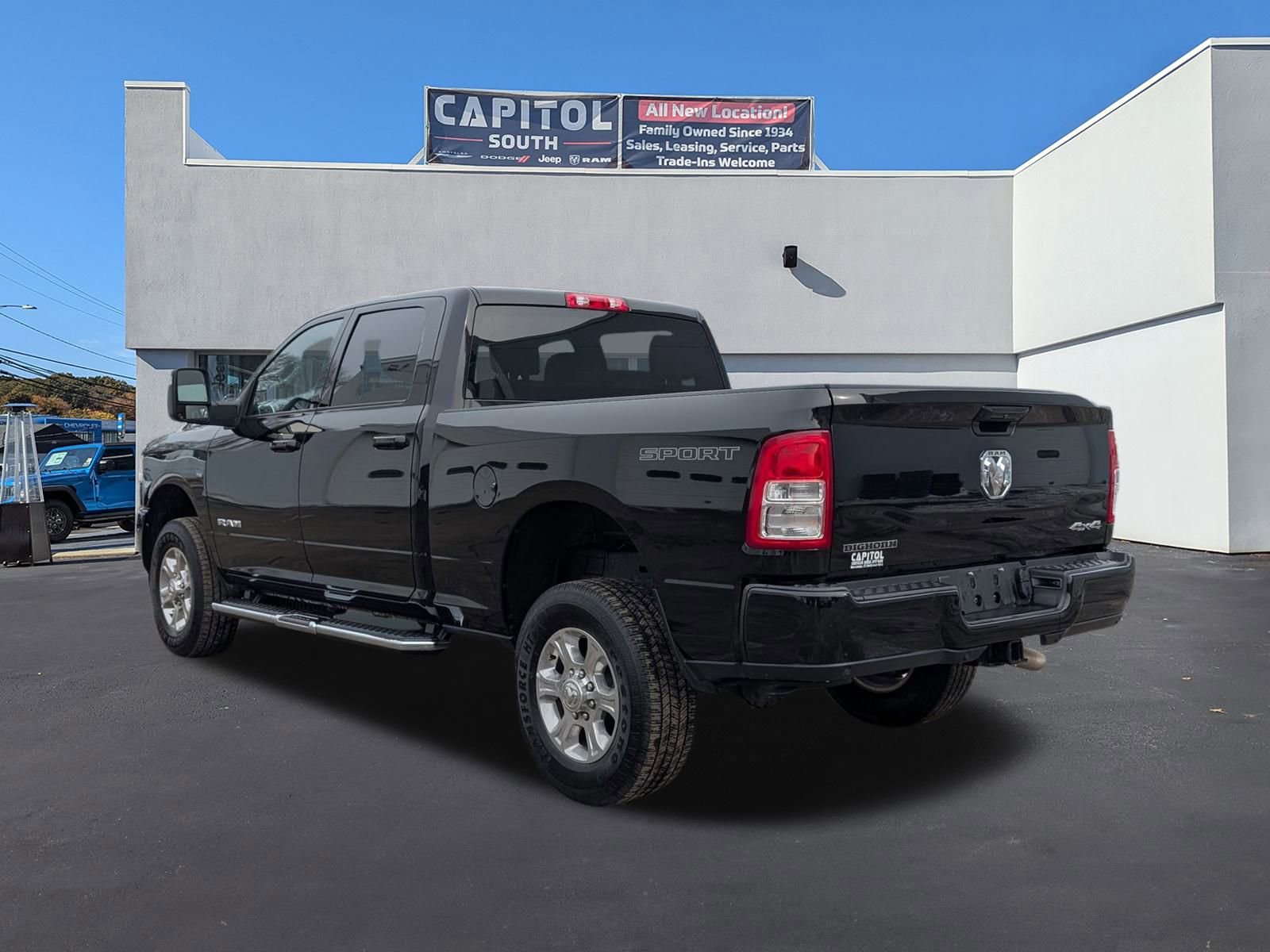 Used 2024 RAM 2500 Big Horn w/ Sport Appearance Package image 4