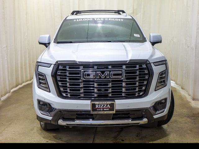 New 2026 GMC Yukon Denali Ultimate w/ LPO, Hit The Road Package AWD/4WD image 5