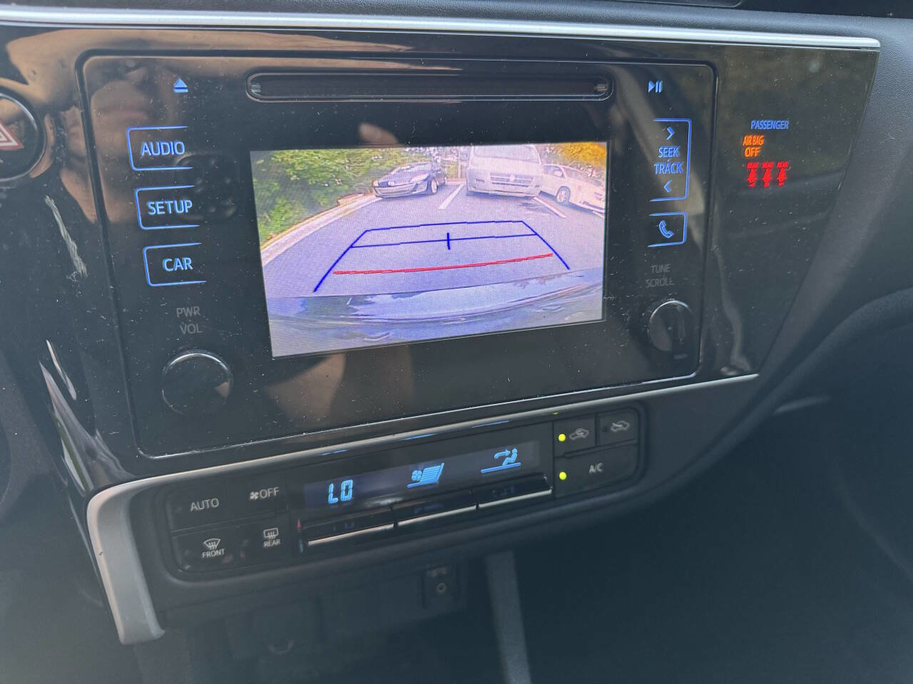 Used 2019 Toyota Corolla LE image 13