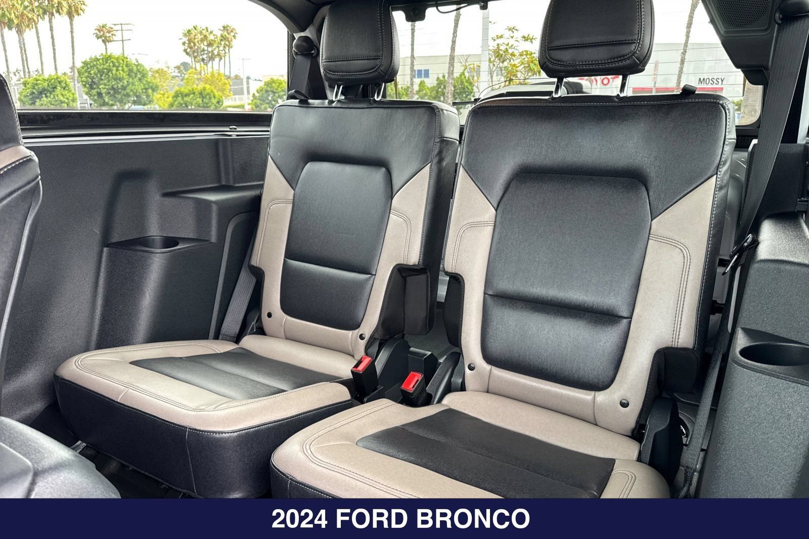 Used 2024 Ford Bronco Big Bend AWD/4WD image 13