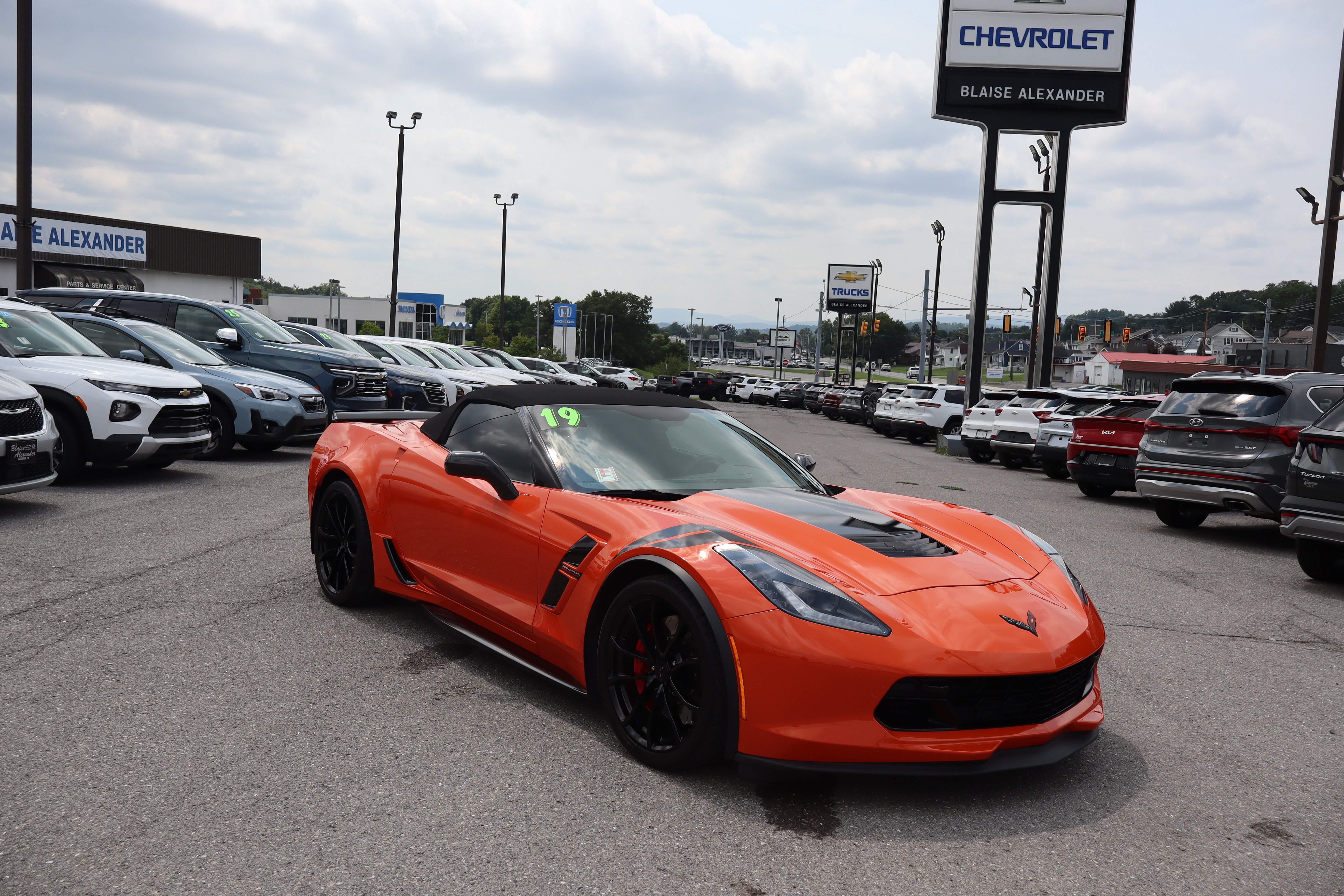 Used 2019 Chevrolet Corvette Grand Sport RWD image 1