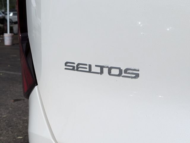 New 2027 Kia Seltos EX FWD image 13